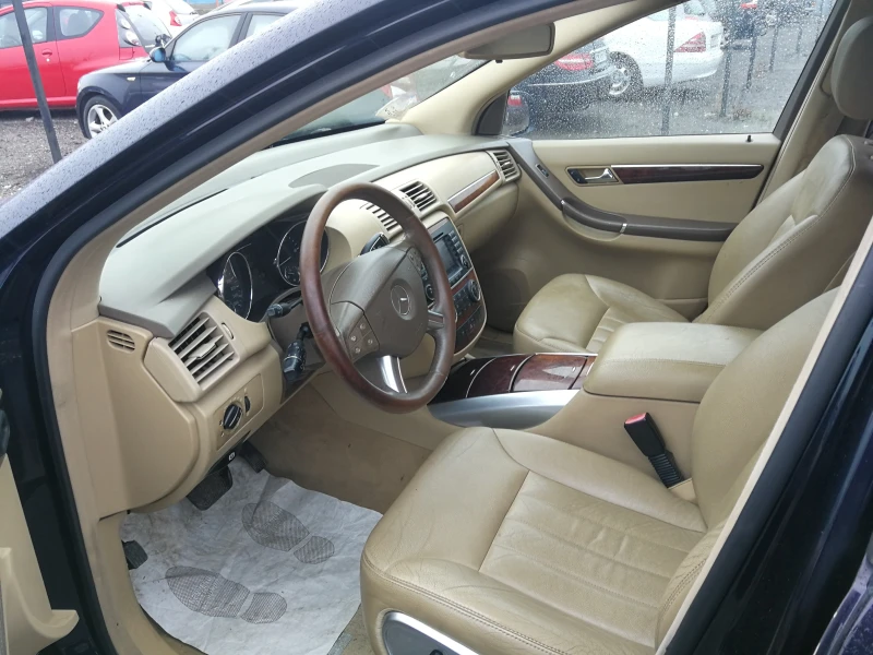 Mercedes-Benz R 320 4 Matik / 7 mesta, снимка 13 - Автомобили и джипове - 48273146