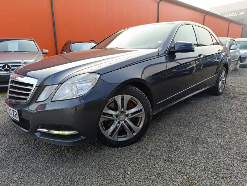 Mercedes-Benz E 300 3.0 CDI AUTOMATIK, снимка 1 - Автомобили и джипове - 48787301