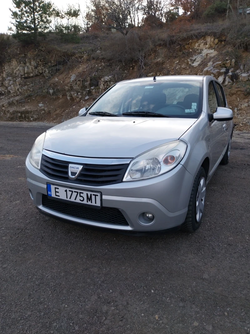 Dacia Sandero 1.4 бензин-газ, снимка 1 - Автомобили и джипове - 49208923