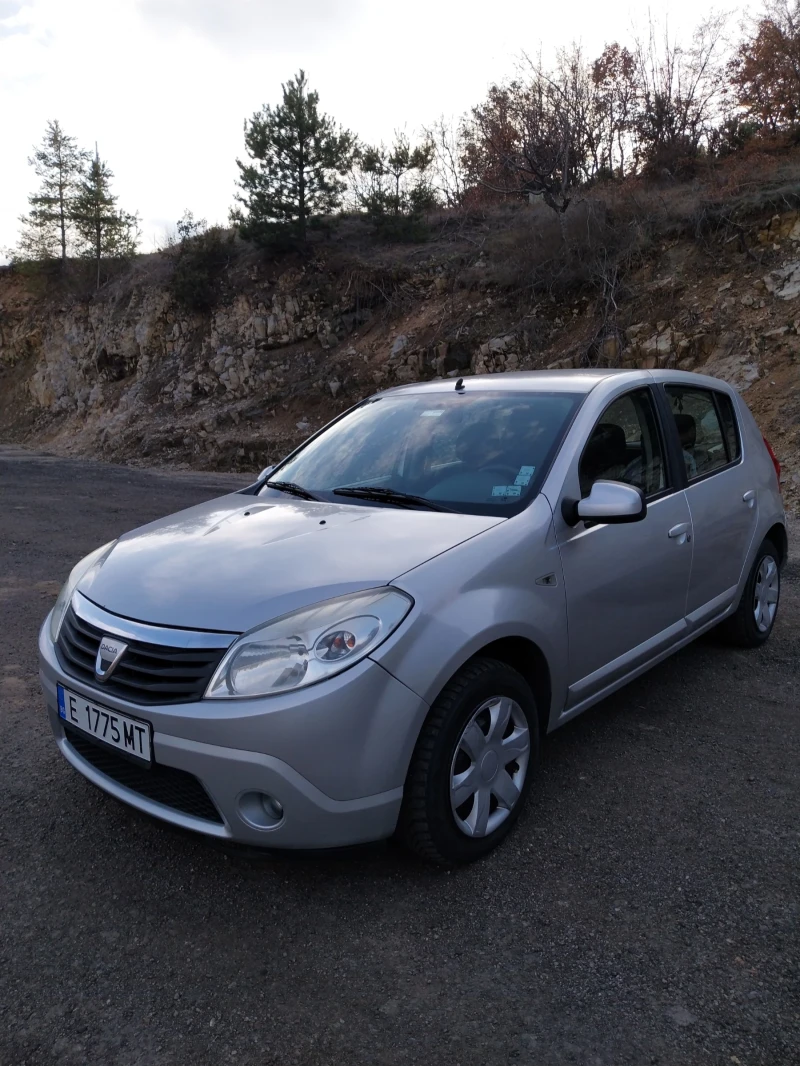 Dacia Sandero 1.4 бензин-газ, снимка 2 - Автомобили и джипове - 49208923