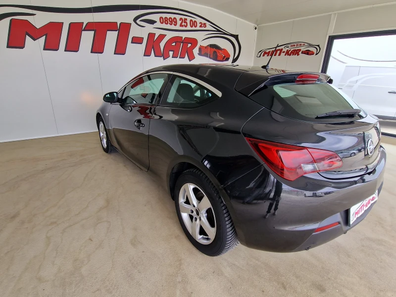 Opel Astra GTC 1.7 110kc COSMO, снимка 5 - Автомобили и джипове - 49868623
