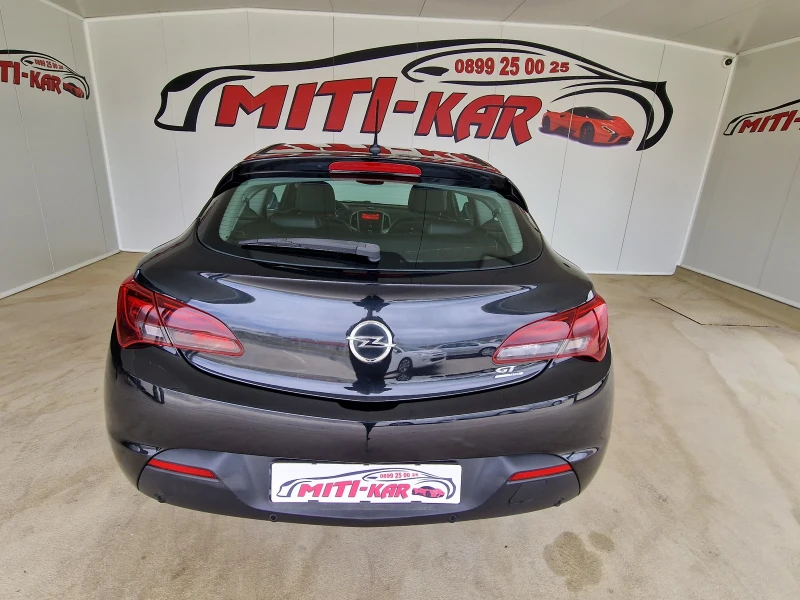 Opel Astra GTC 1.7 110kc COSMO, снимка 4 - Автомобили и джипове - 49868623