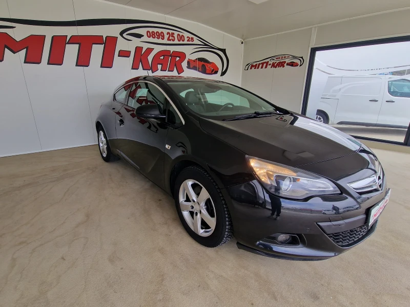 Opel Astra GTC 1.7 110kc COSMO, снимка 2 - Автомобили и джипове - 49868623