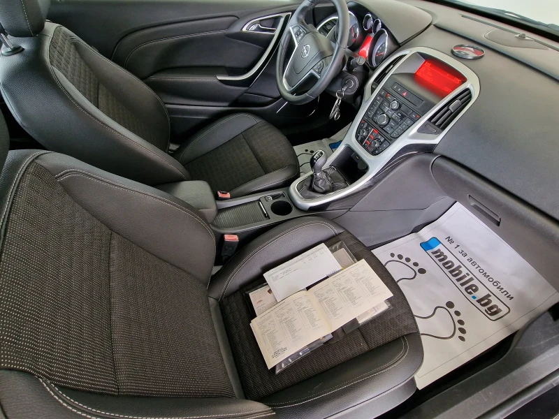 Opel Astra GTC 1.7 110kc COSMO, снимка 9 - Автомобили и джипове - 49868623