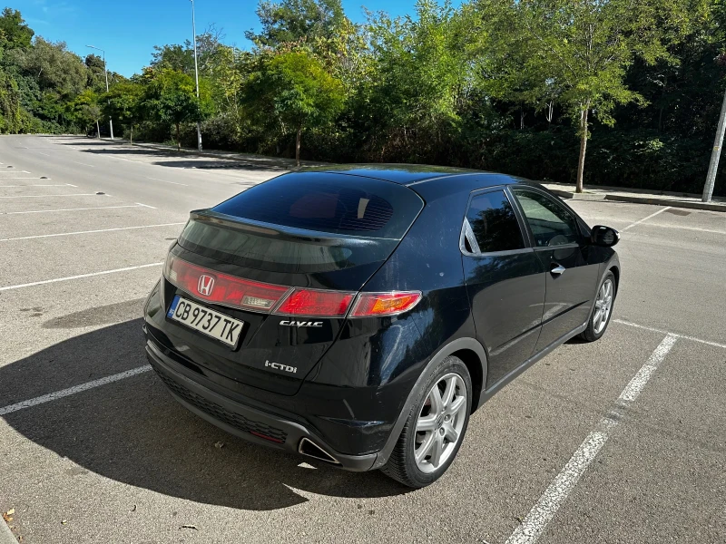 Honda Civic 2.2 Всички Екстри + , снимка 2 - Автомобили и джипове - 51998737