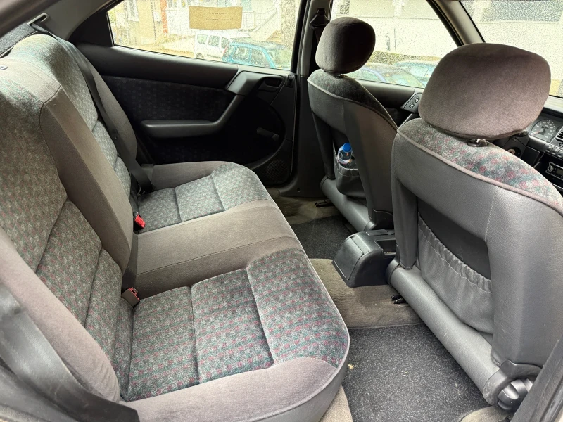 Citroen Xantia 1, 6 Tentation, снимка 9 - Автомобили и джипове - 52379743