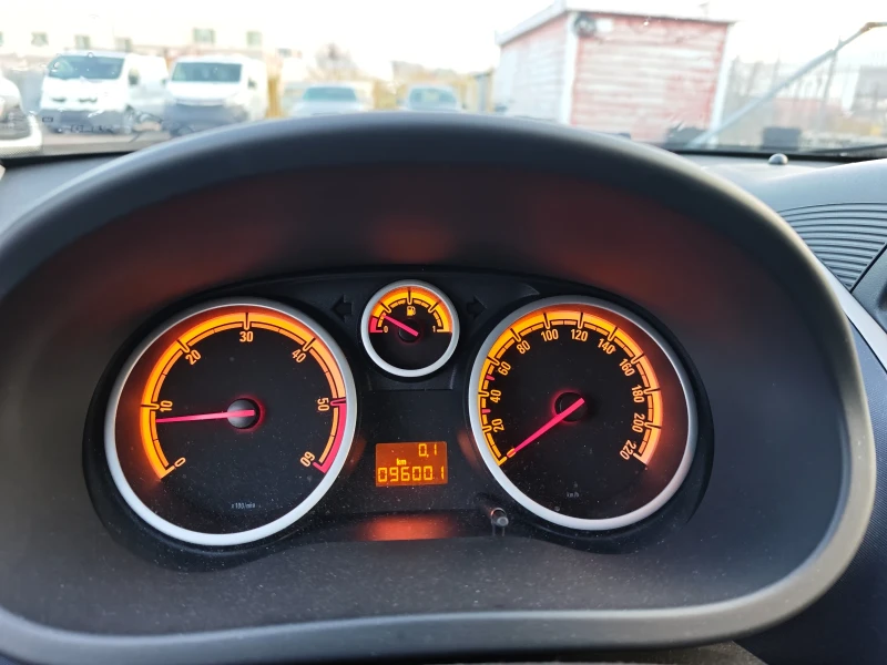 Opel Corsa 96000км 1.3CDTI КЛИМАТРОНИК УНИКАТ 2007 ИТАЛИЯ , снимка 12 - Автомобили и джипове - 52733173