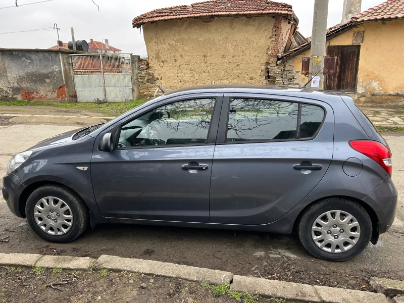 Hyundai I20, снимка 7 - Автомобили и джипове - 53213050