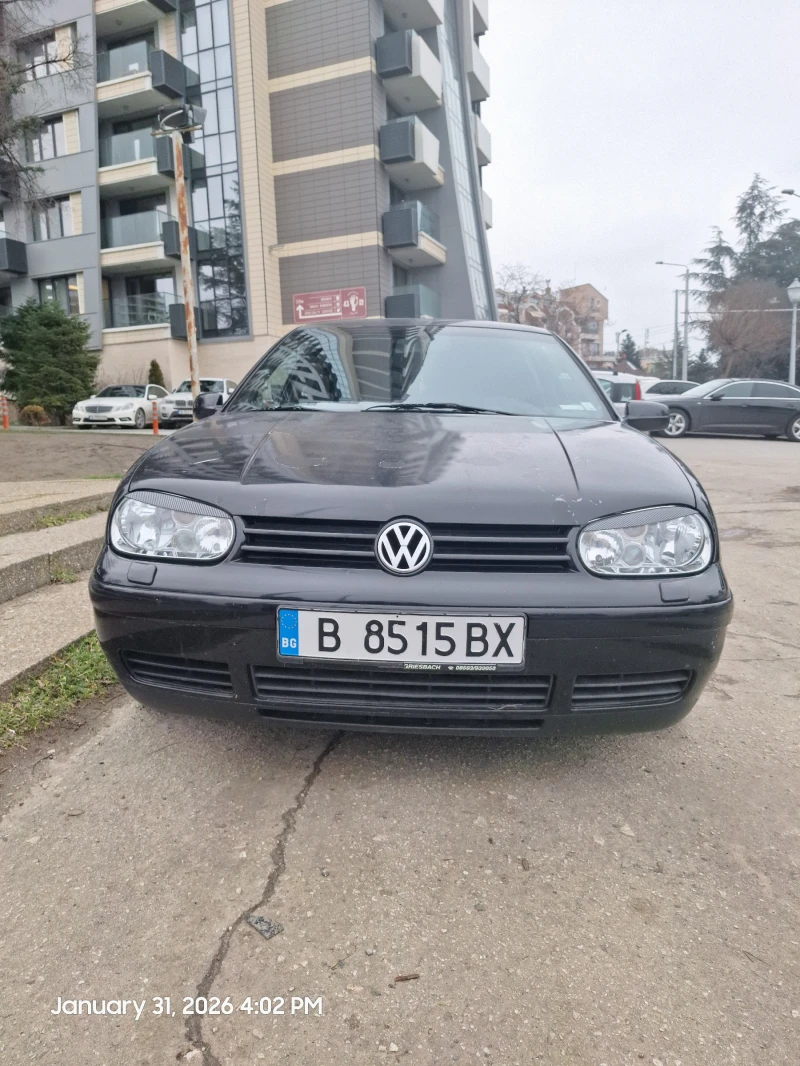 VW Golf 4 1.8i, снимка 2 - Автомобили и джипове - 53296004