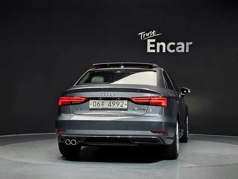 Audi A3 40TFSI, снимка 4 - Автомобили и джипове - 55429749