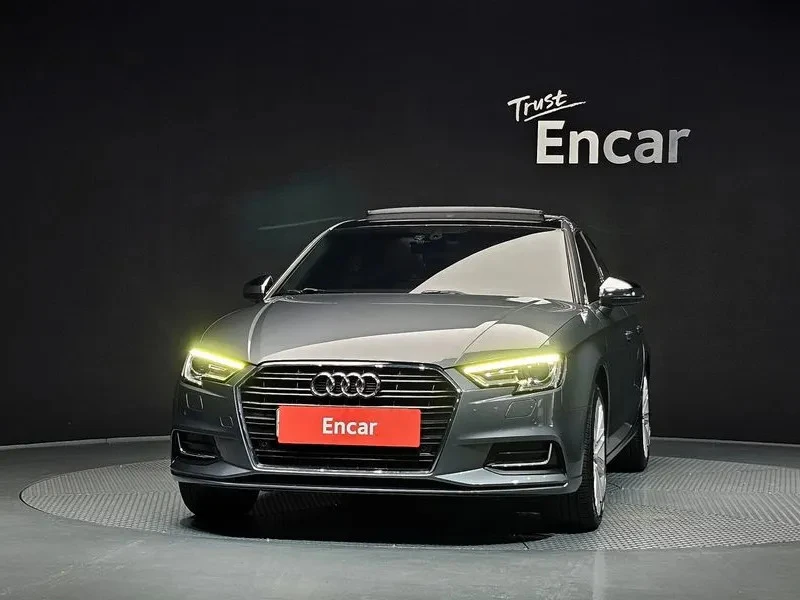 Audi A3 40TFSI, снимка 3 - Автомобили и джипове - 55429749