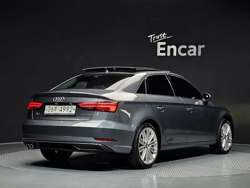 Audi A3 40TFSI, снимка 2 - Автомобили и джипове - 55429749