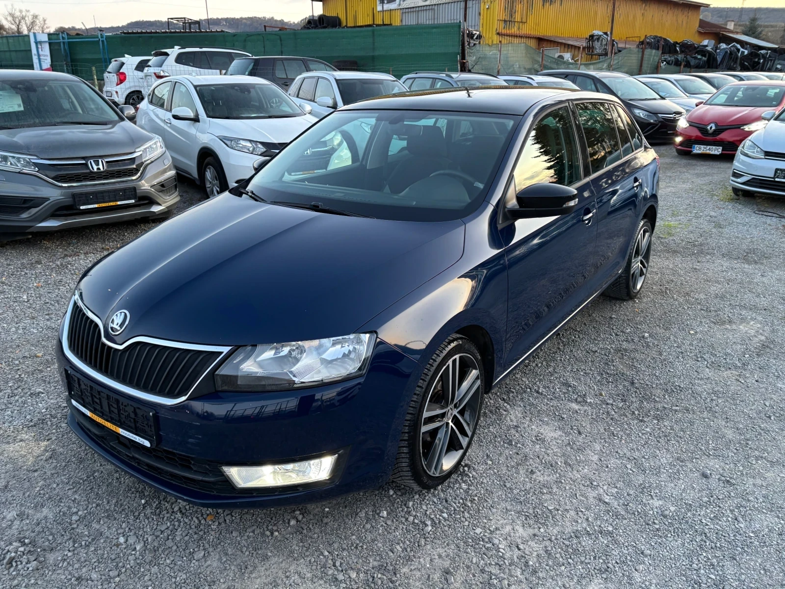 Skoda Rapid 1.4TDI DSG * ДИСТРОНИК * РЕГИСТРИРАНА * , снимка 1
