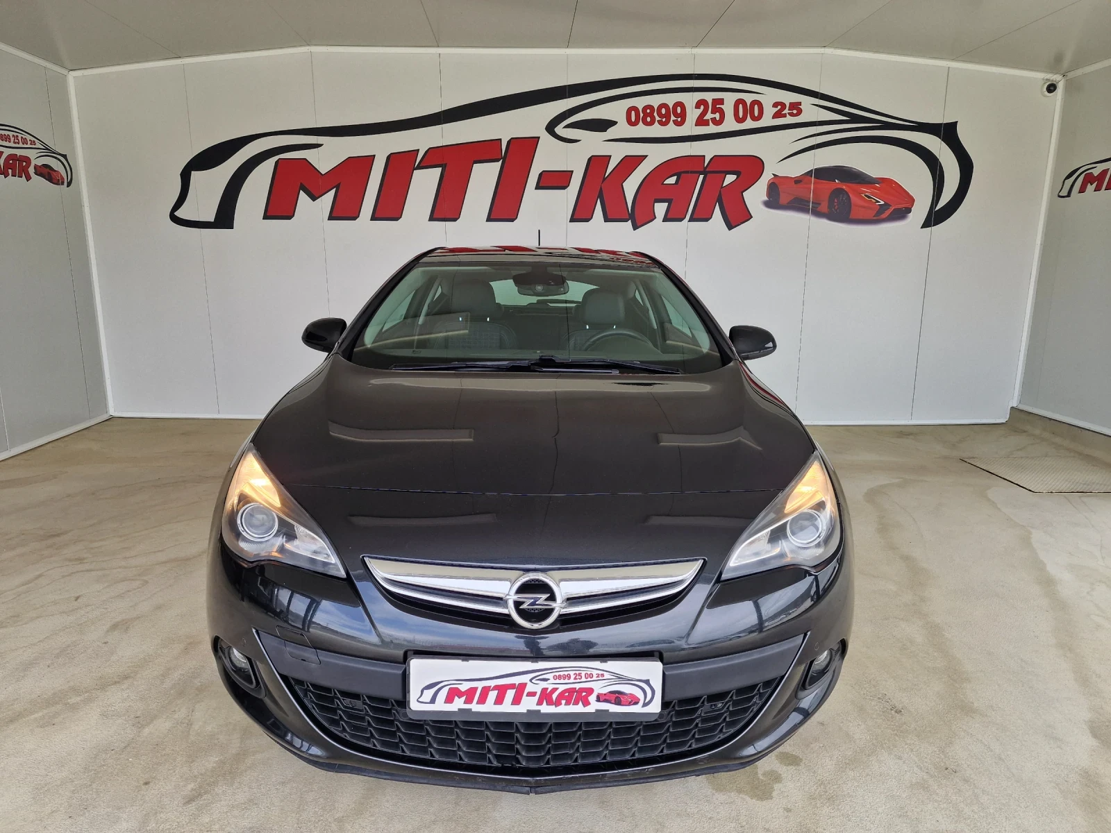Opel Astra GTC 1.7 110kc COSMO, снимка 1