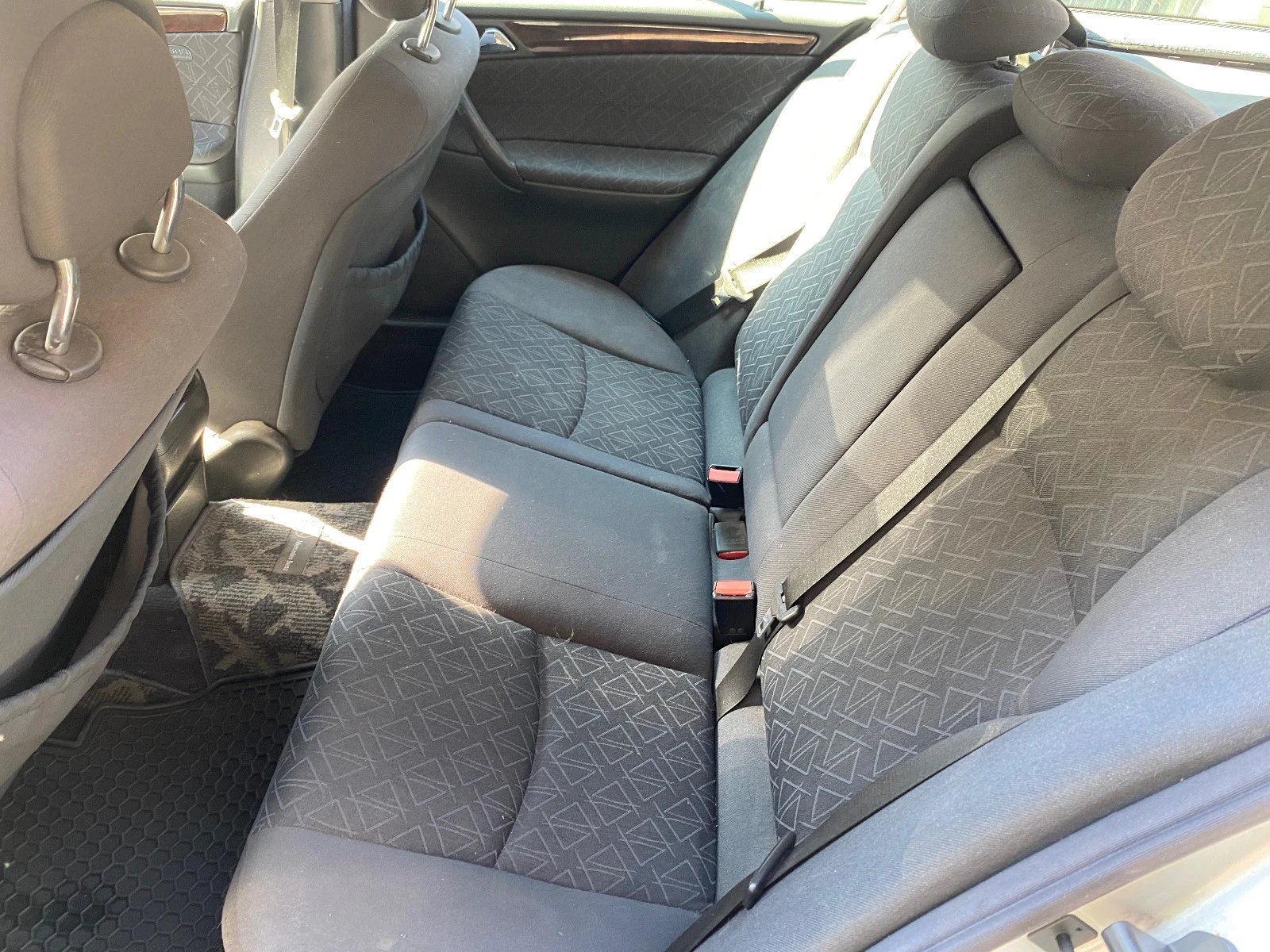 Mercedes-Benz C 220 2.2 cdi 143 к.с. Автоматик  | Mobile.bg — изображение 13