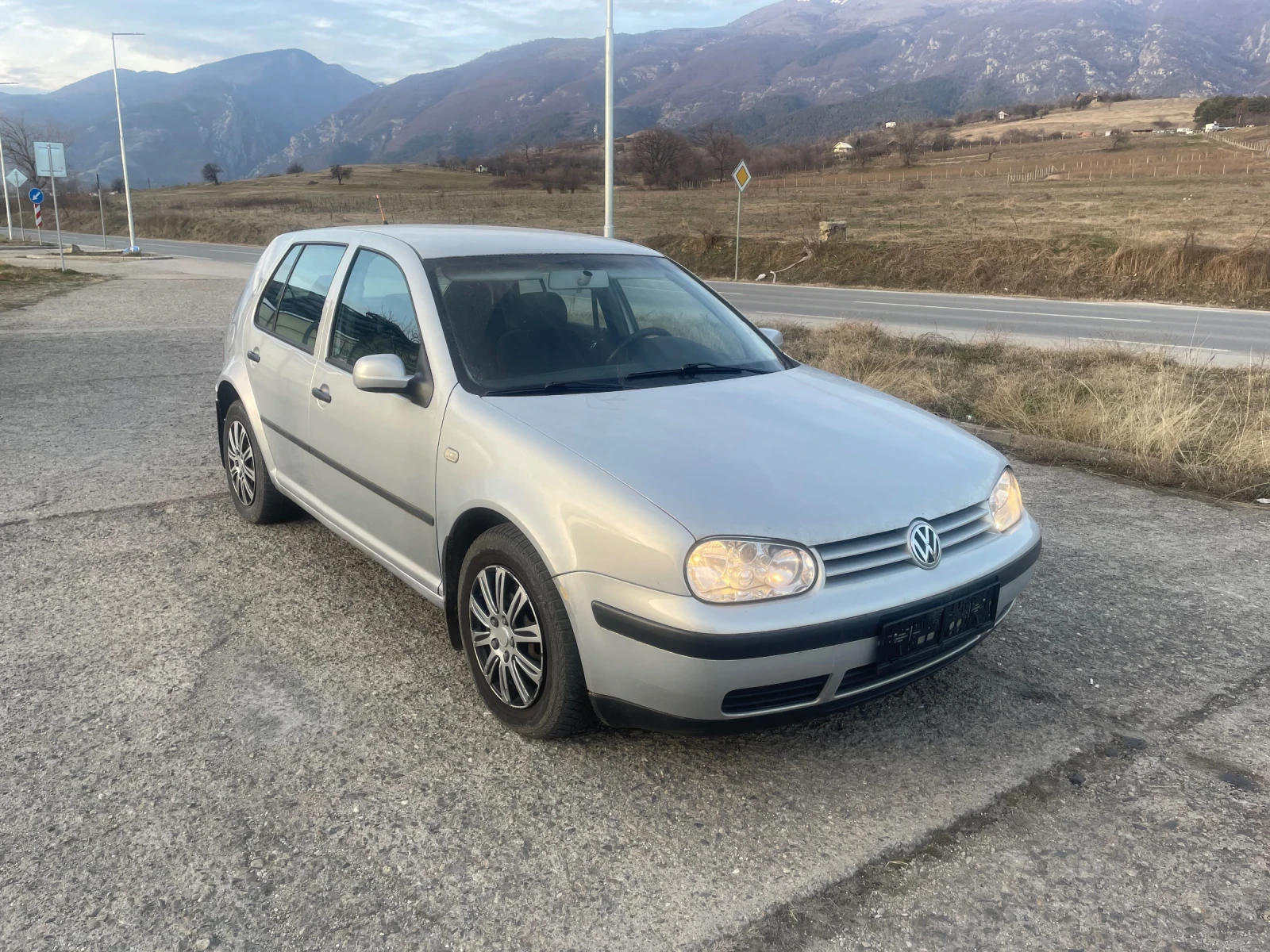 VW Golf 1.9 TDI 90 k.s. 4x4 - изображение 7