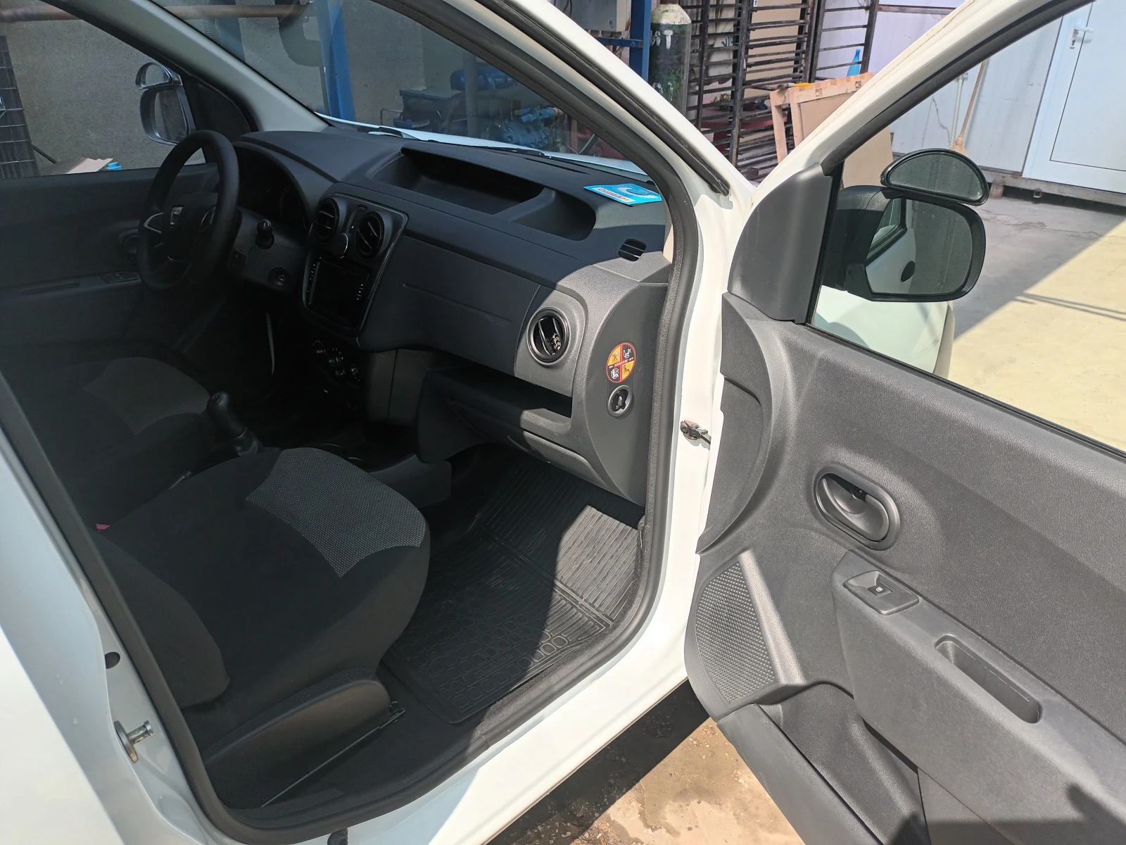 Dacia Dokker 1.6/102 к.с Nissan Motors - изображение 10