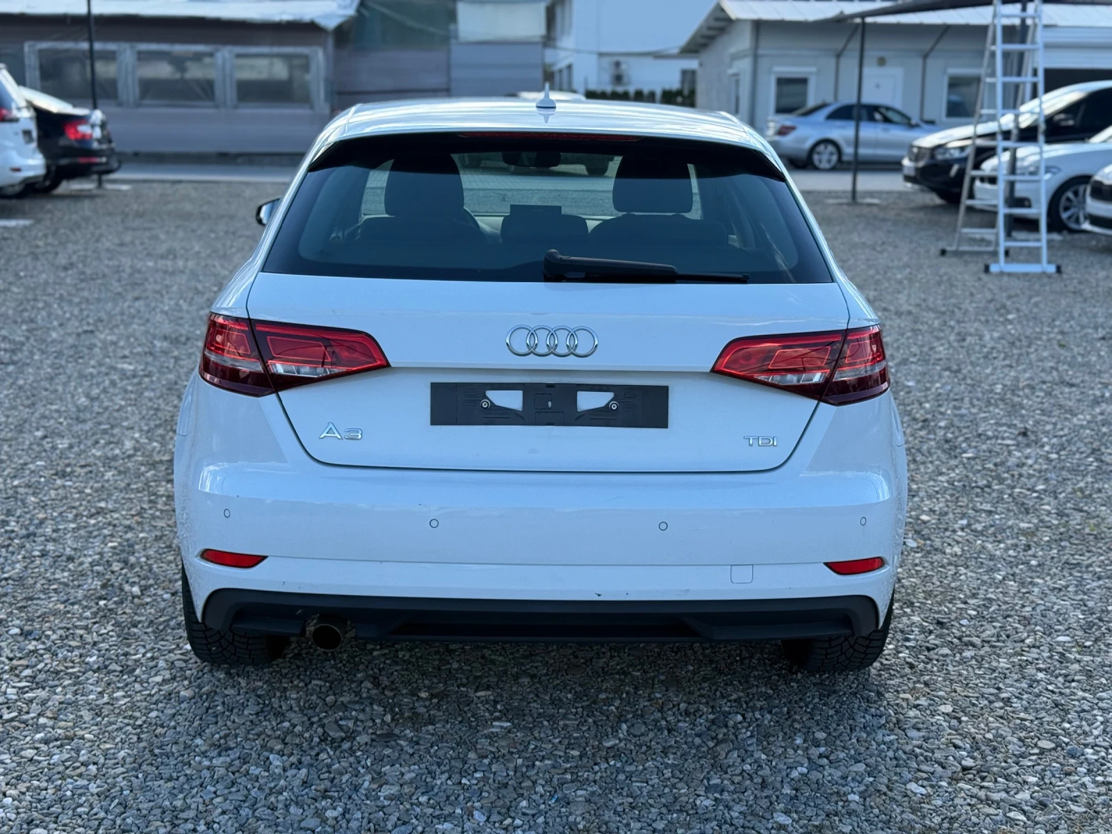 Audi A3 1.6d 110hp NAVI EVRO6 - изображение 5
