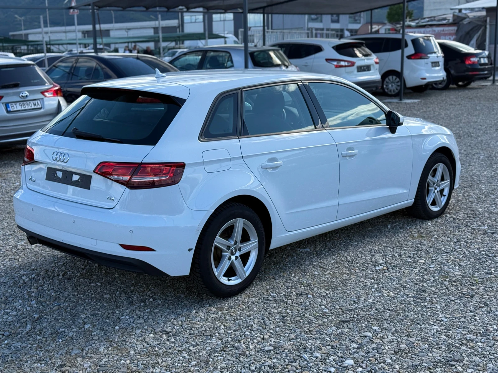 Audi A3 1.6d 110hp NAVI EVRO6 - изображение 6