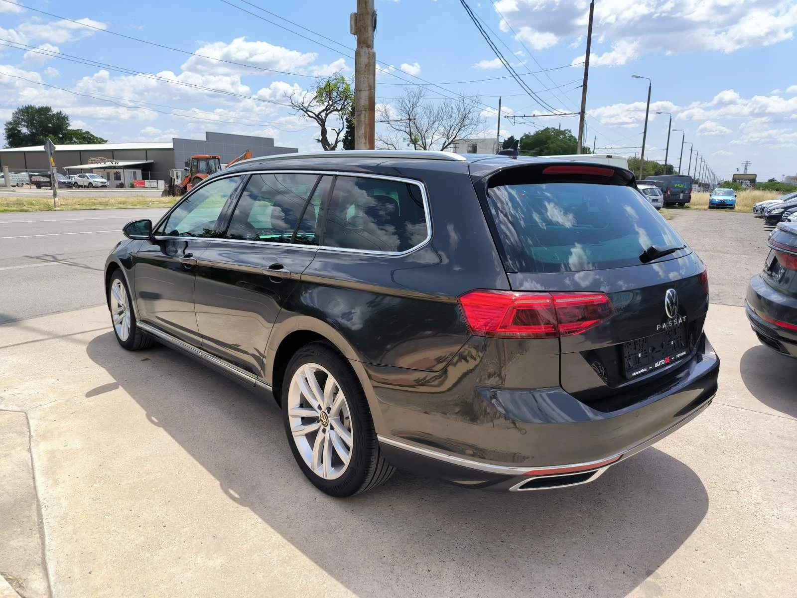 VW Passat 2.0d-140000km-Navi-Keyless-Kamera-Euro-6D - изображение 7