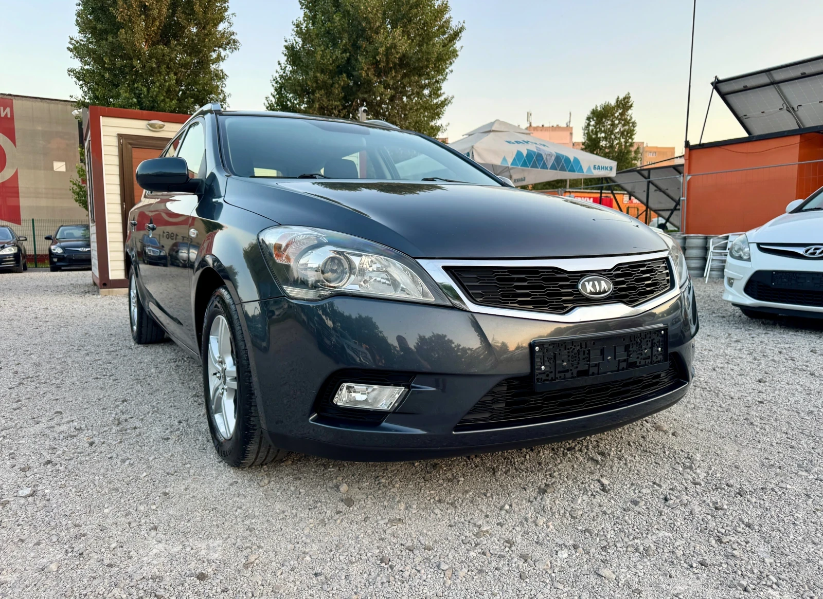 Kia Ceed 1.6i Seven 6скорости - изображение 6