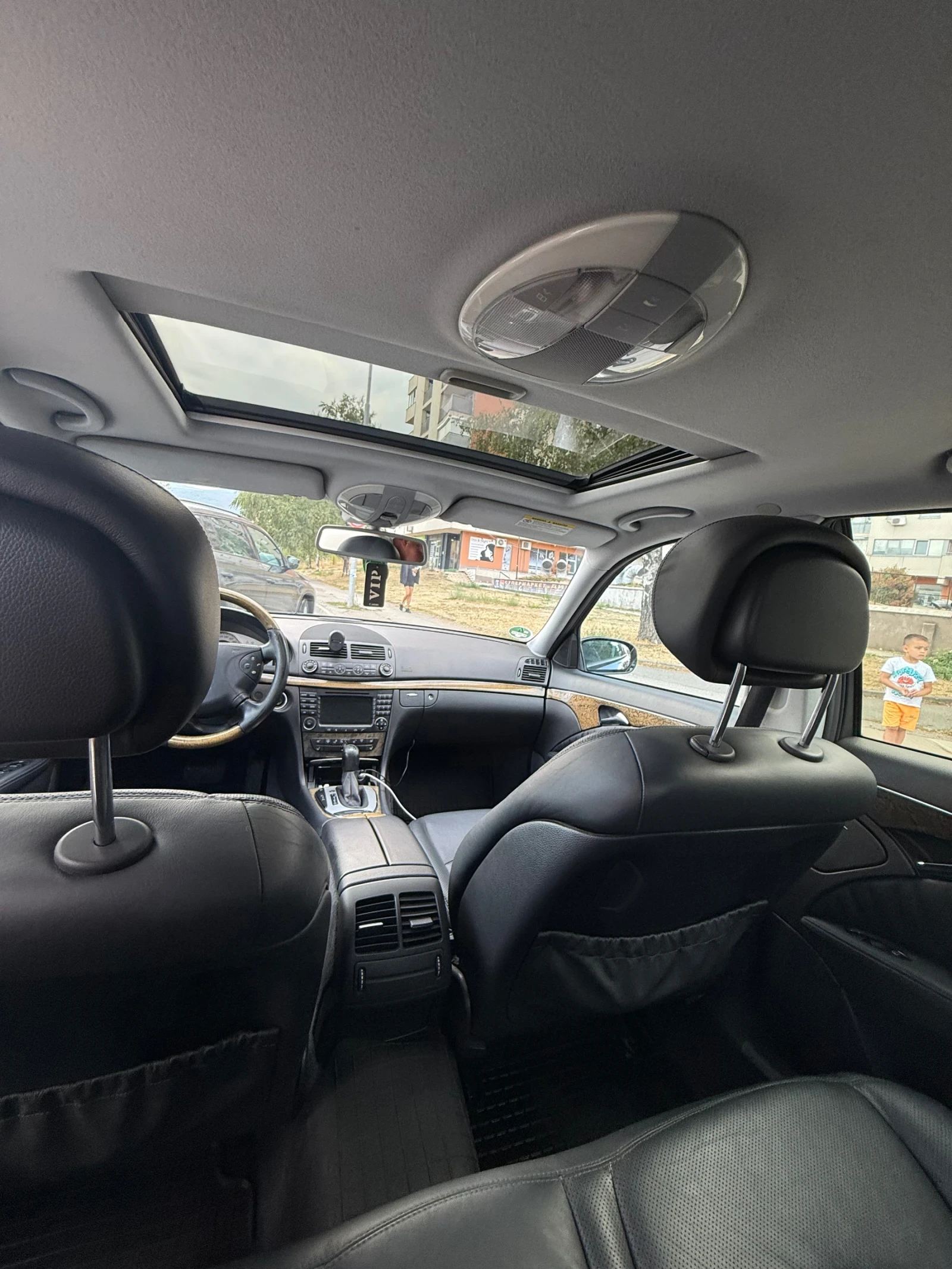 Mercedes-Benz E 320 Full екстри - изображение 8