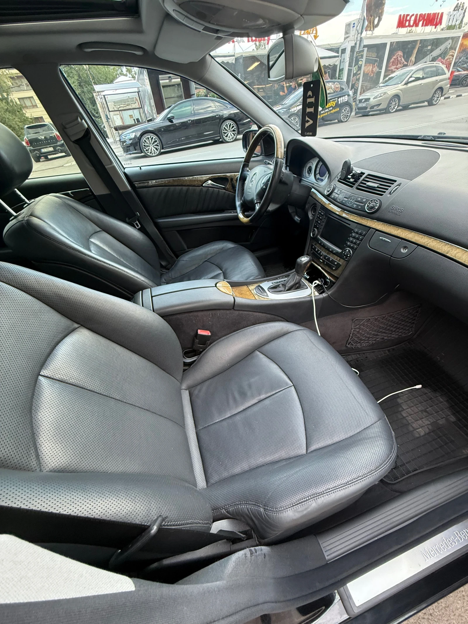 Mercedes-Benz E 320 Full екстри - изображение 6