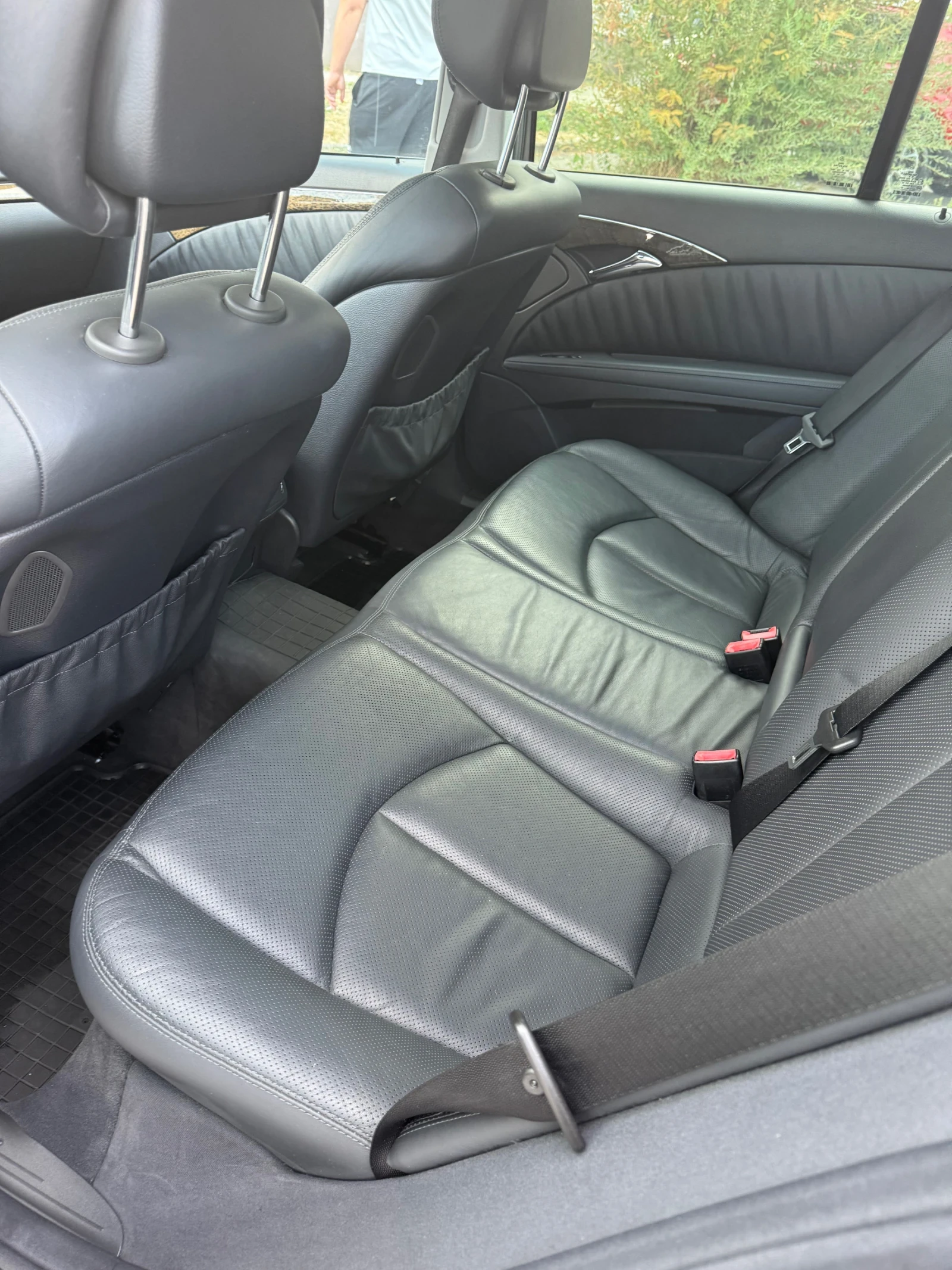 Mercedes-Benz E 320 Full екстри - изображение 9