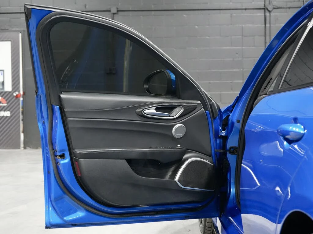 Alfa Romeo Giulia 2018 Alfa Romeo Giulia Ti Sport AWD - изображение 6