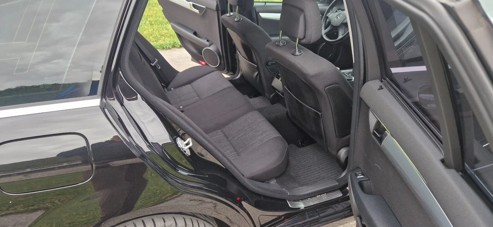 Mercedes-Benz C 220 C220 , снимка 8 - Автомобили и джипове - 54556475