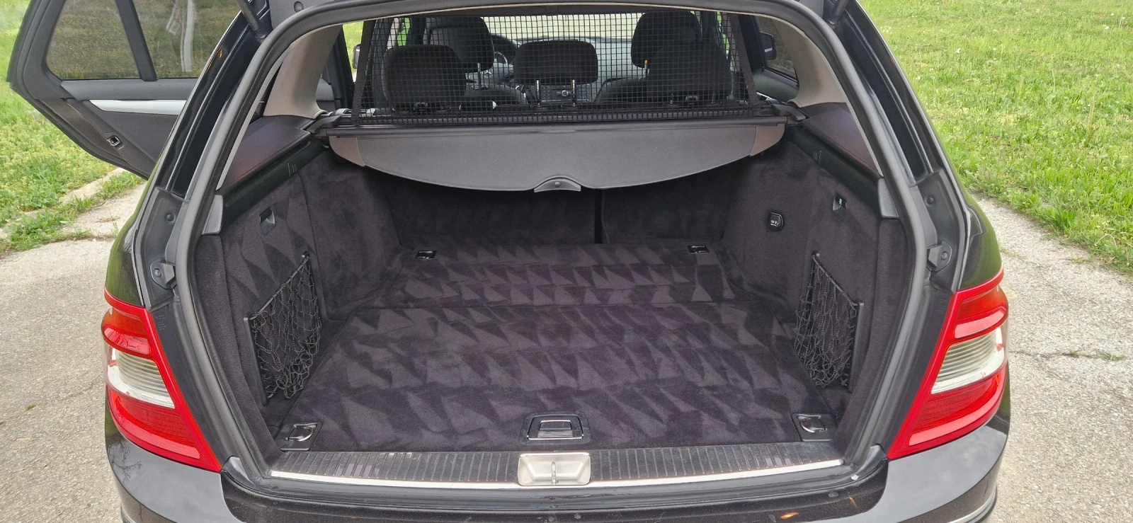 Mercedes-Benz C 220 C220 , снимка 10 - Автомобили и джипове - 54556475