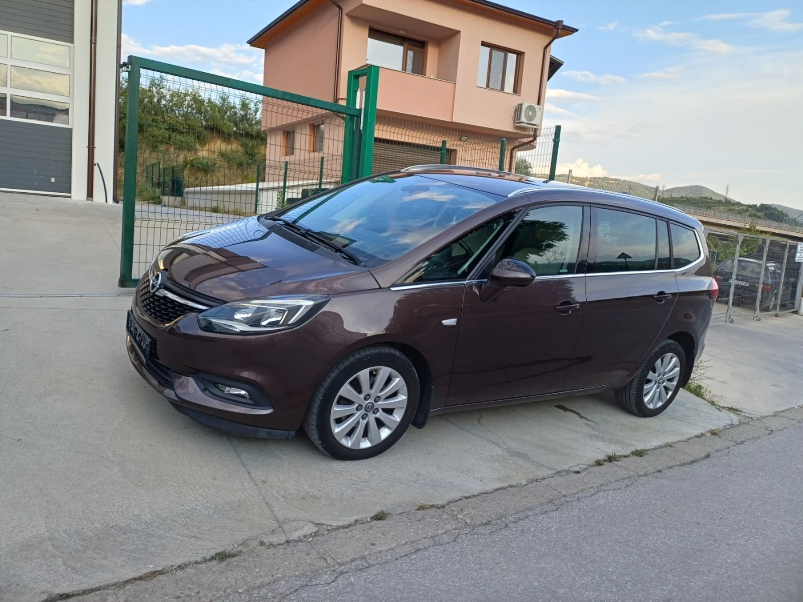 Opel Zafira 1.6 metan