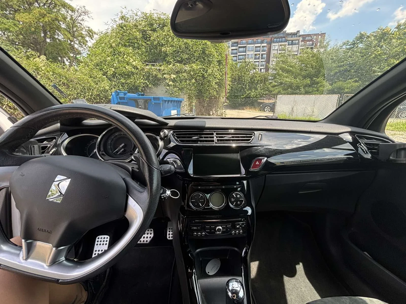Citroen DS3, снимка 4 - Автомобили и джипове - 55204098