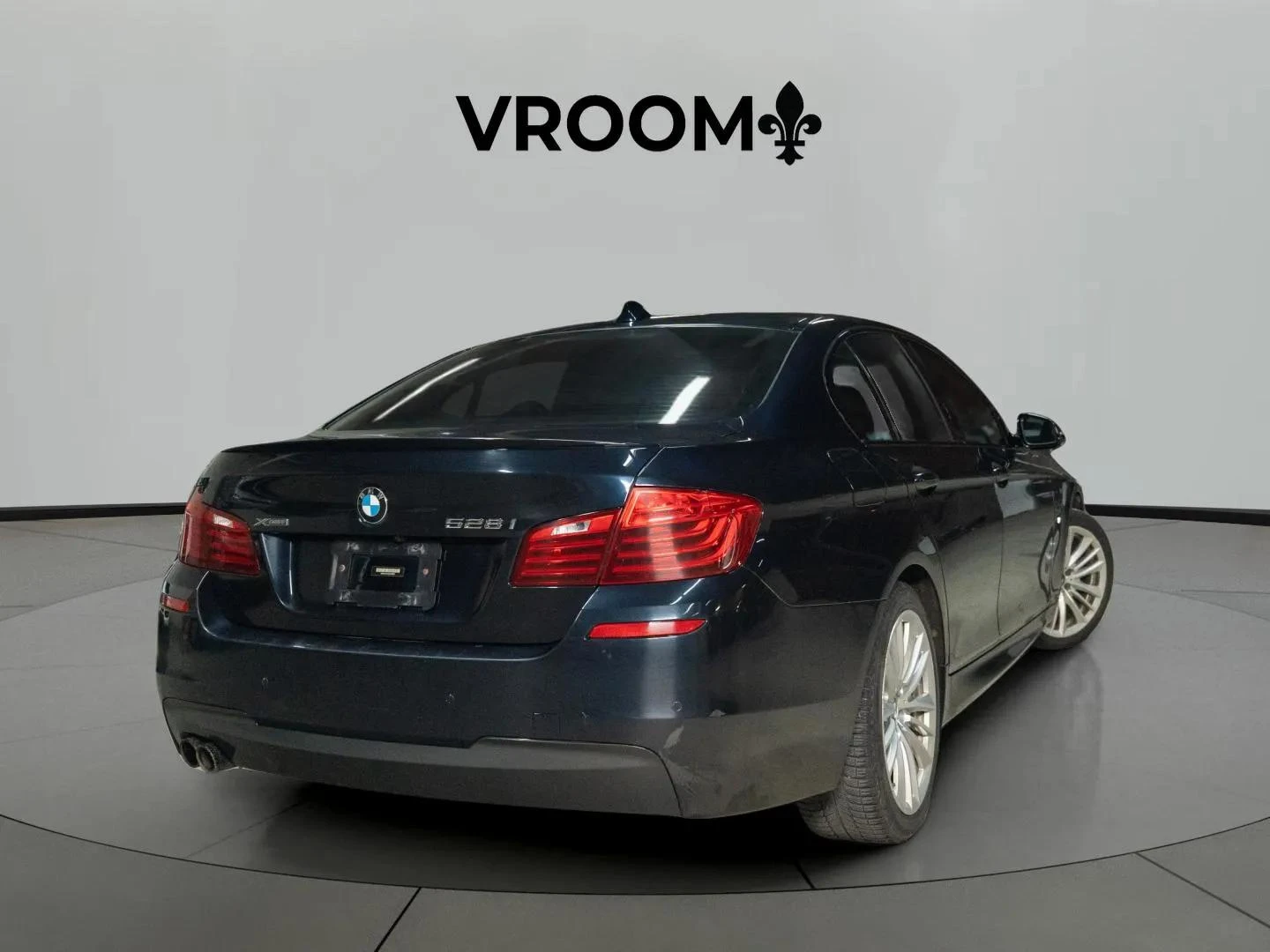 BMW 528 M PAKET* AWD, снимка 3 - Автомобили и джипове - 55311413