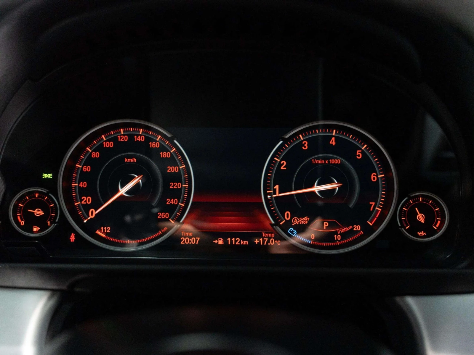 BMW 528 M PAKET* AWD, снимка 16 - Автомобили и джипове - 55311413