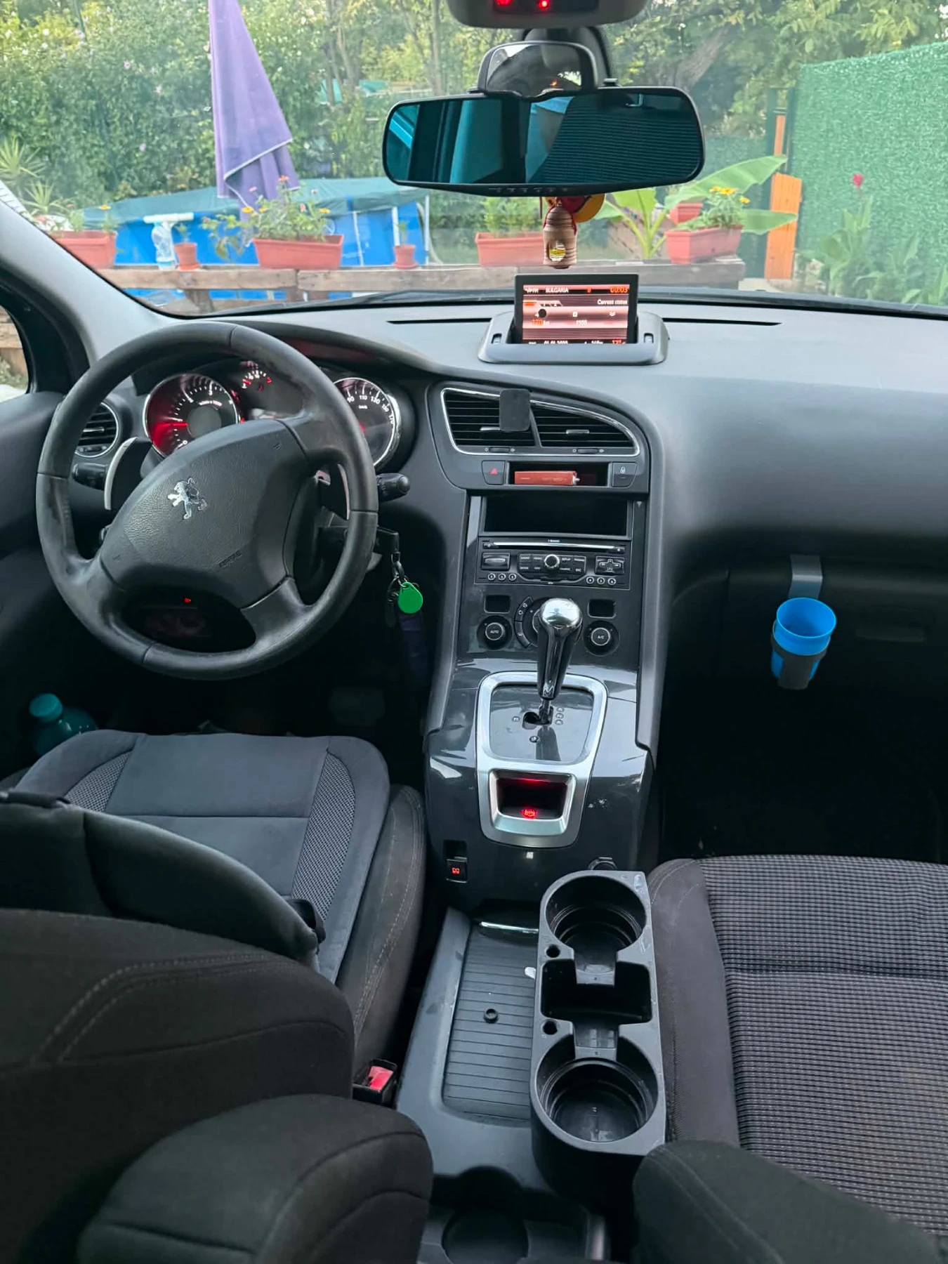 Peugeot 5008, снимка 10 - Автомобили и джипове - 55630828