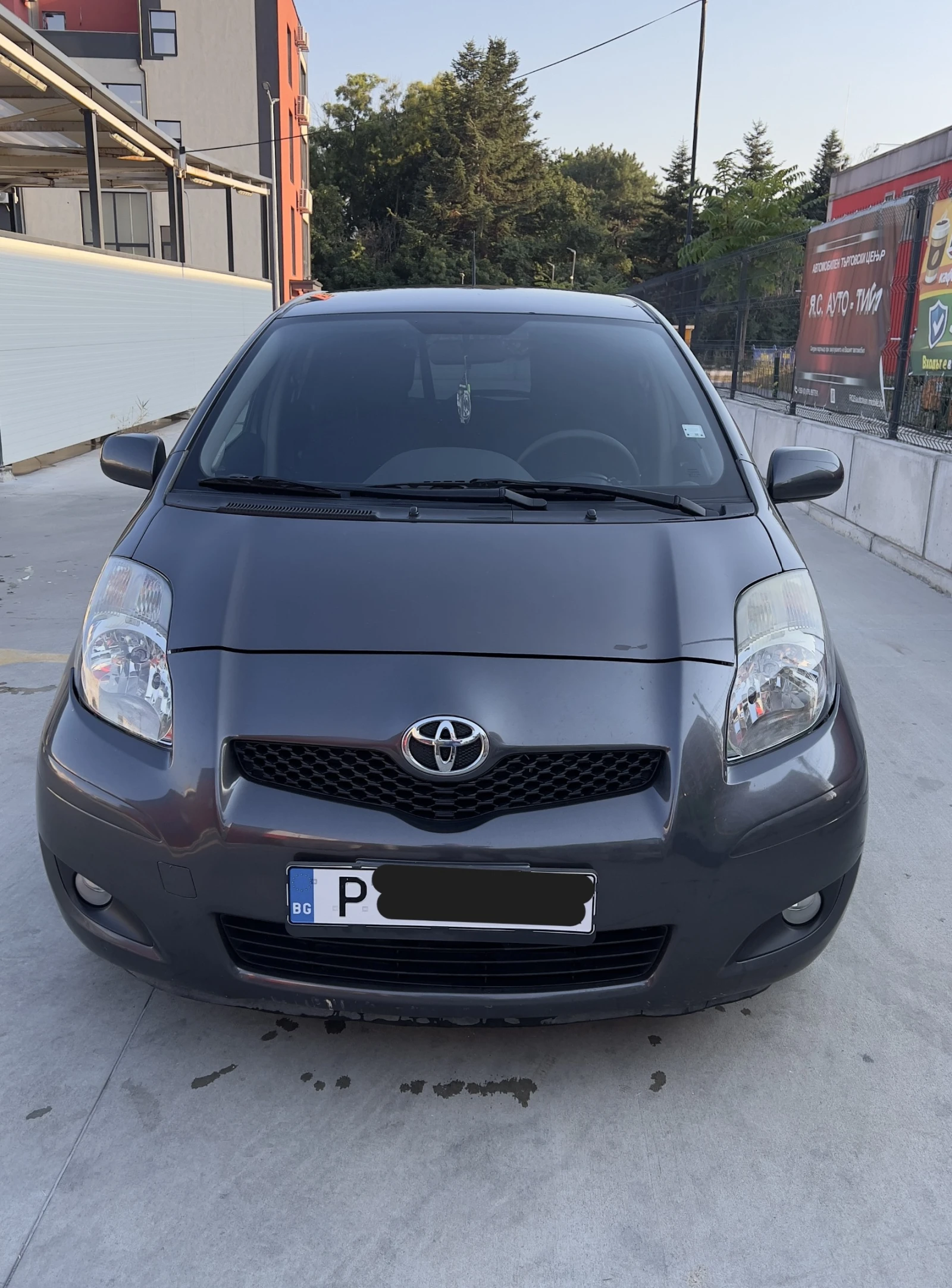 Toyota Yaris 1.33VVT-I АВТОМАТИК
