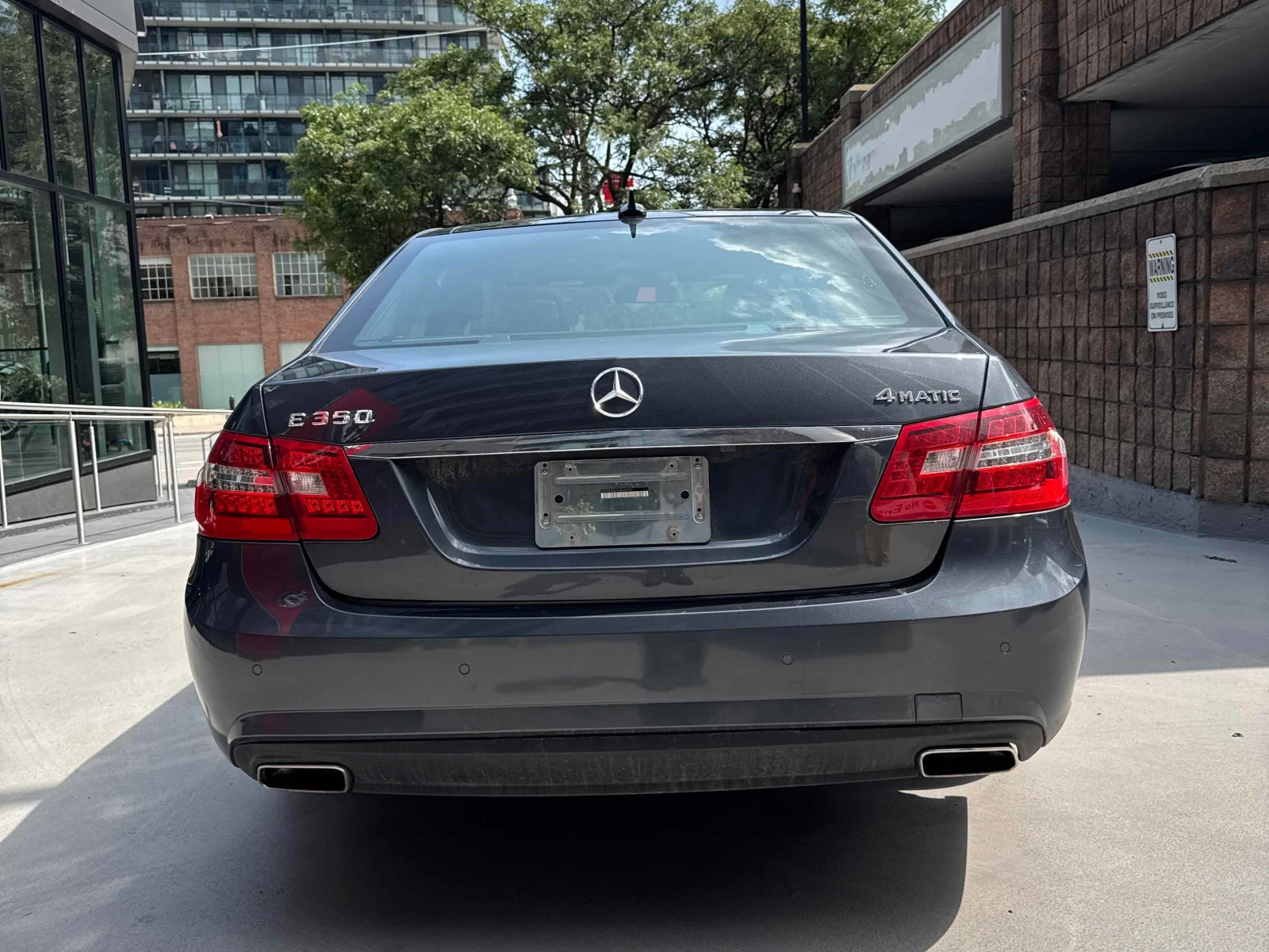 Mercedes-Benz E 350 * АВТОКРЕДИТ * ГЛАВНО ПРЕДСТАВИТЕЛСТВО, снимка 5 - Автомобили и джипове - 55811813