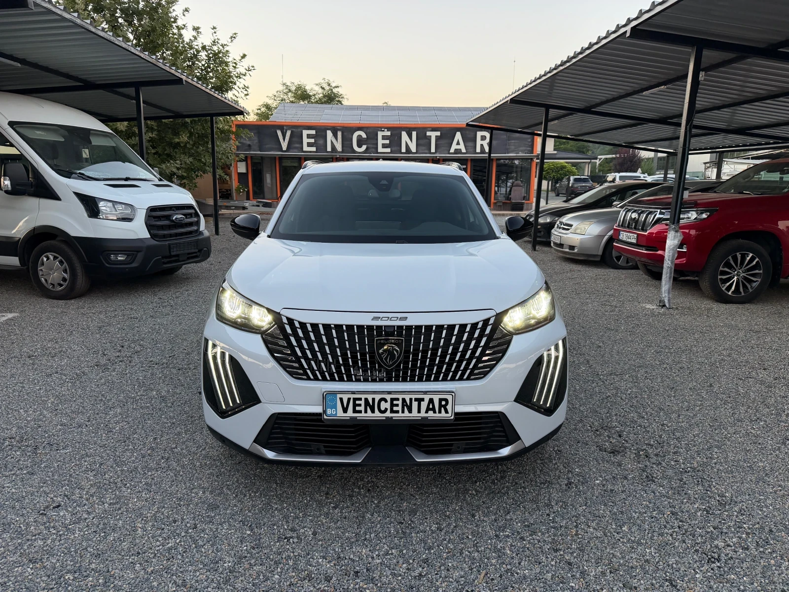 Peugeot 2008 Hibrid, 360, R-kam, Distr.5160km.