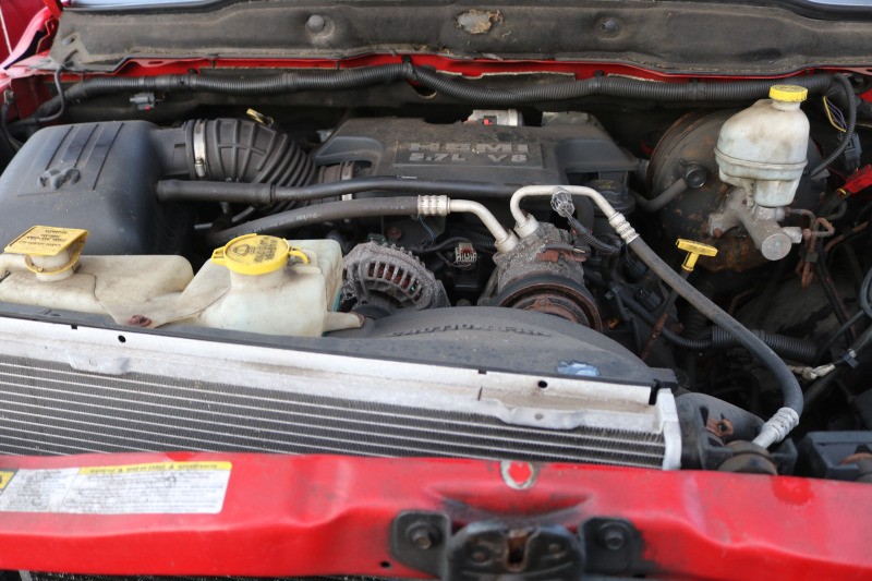 Dodge RAM 1500 5.7 V8 Hemi 4x4, снимка 2 - Автомобили и джипове - 39050249