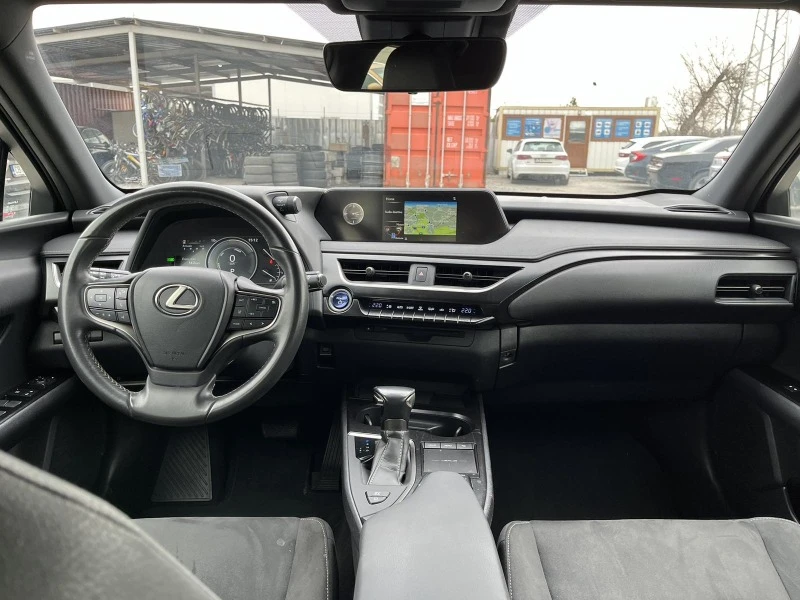 Lexus UX 250h 250/Hybrid, снимка 13 - Автомобили и джипове - 45760125