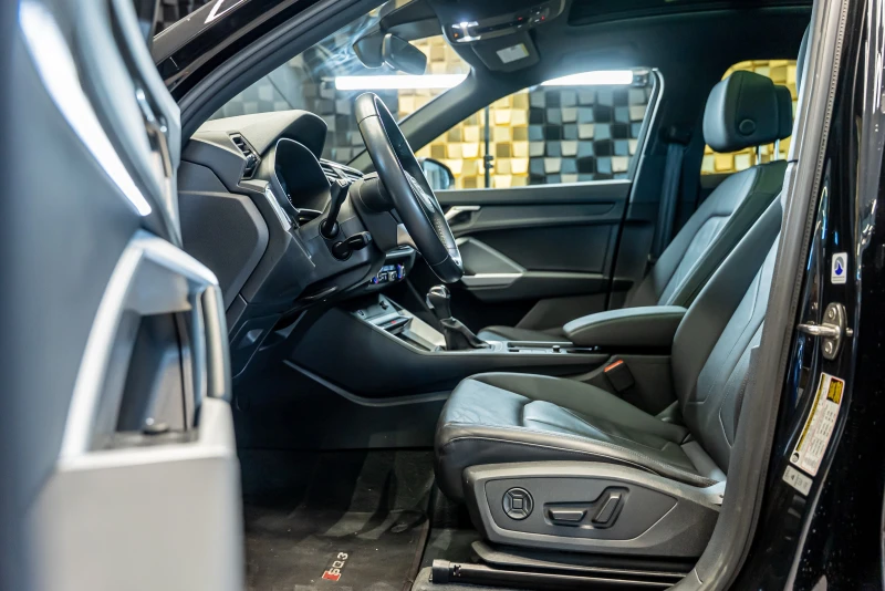 Audi Q3 45 TFSI Quattro, снимка 11 - Автомобили и джипове - 52085609