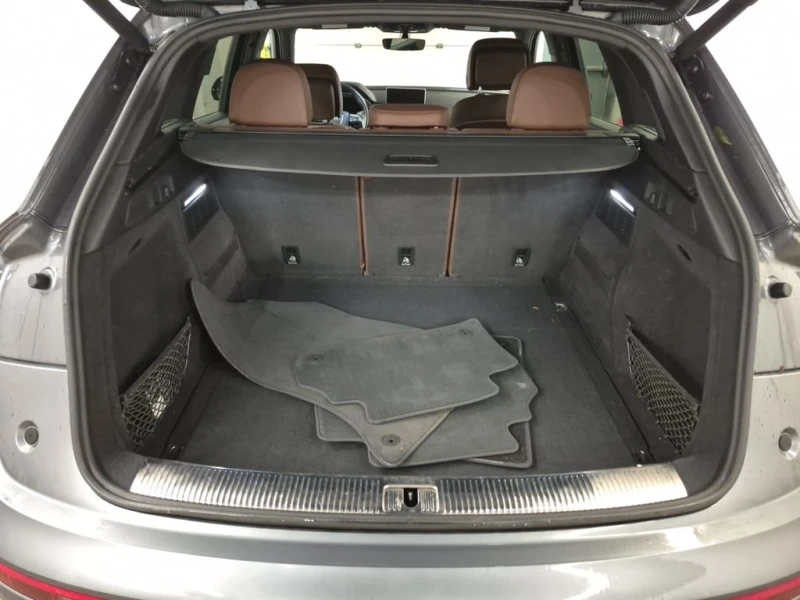 Audi Q5 * TECHNIK * CARFAX * БЕЗ ПЪРВОНАЧАЛНА ВНОСКА, снимка 17 - Автомобили и джипове - 52827053