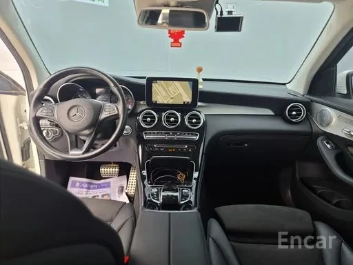 Mercedes-Benz GLC 300 * BURMESTER * HEAD UP * 360 КАМЕРА * , снимка 5 - Автомобили и джипове - 55408580