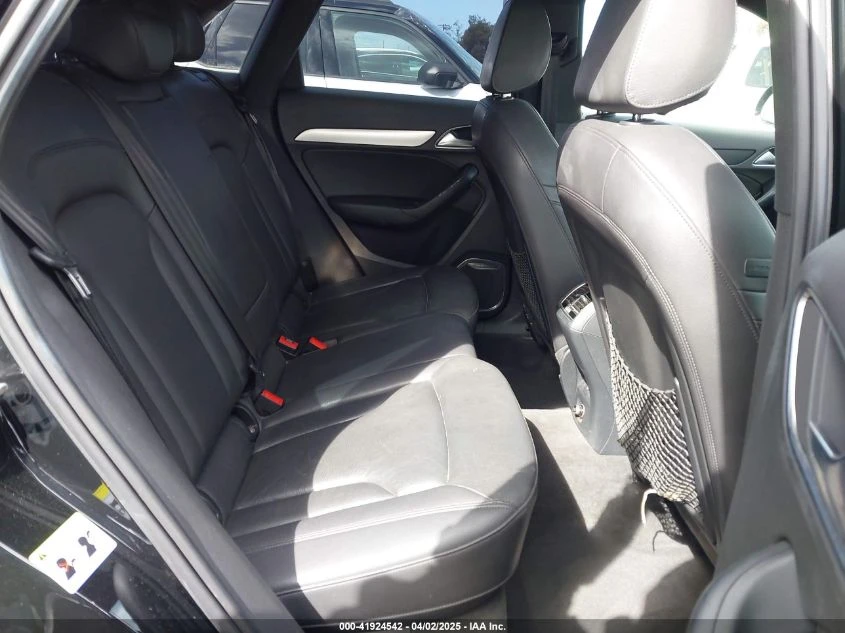 Audi Q3 * PREMIUM PLUS* S-LINE*  - изображение 6