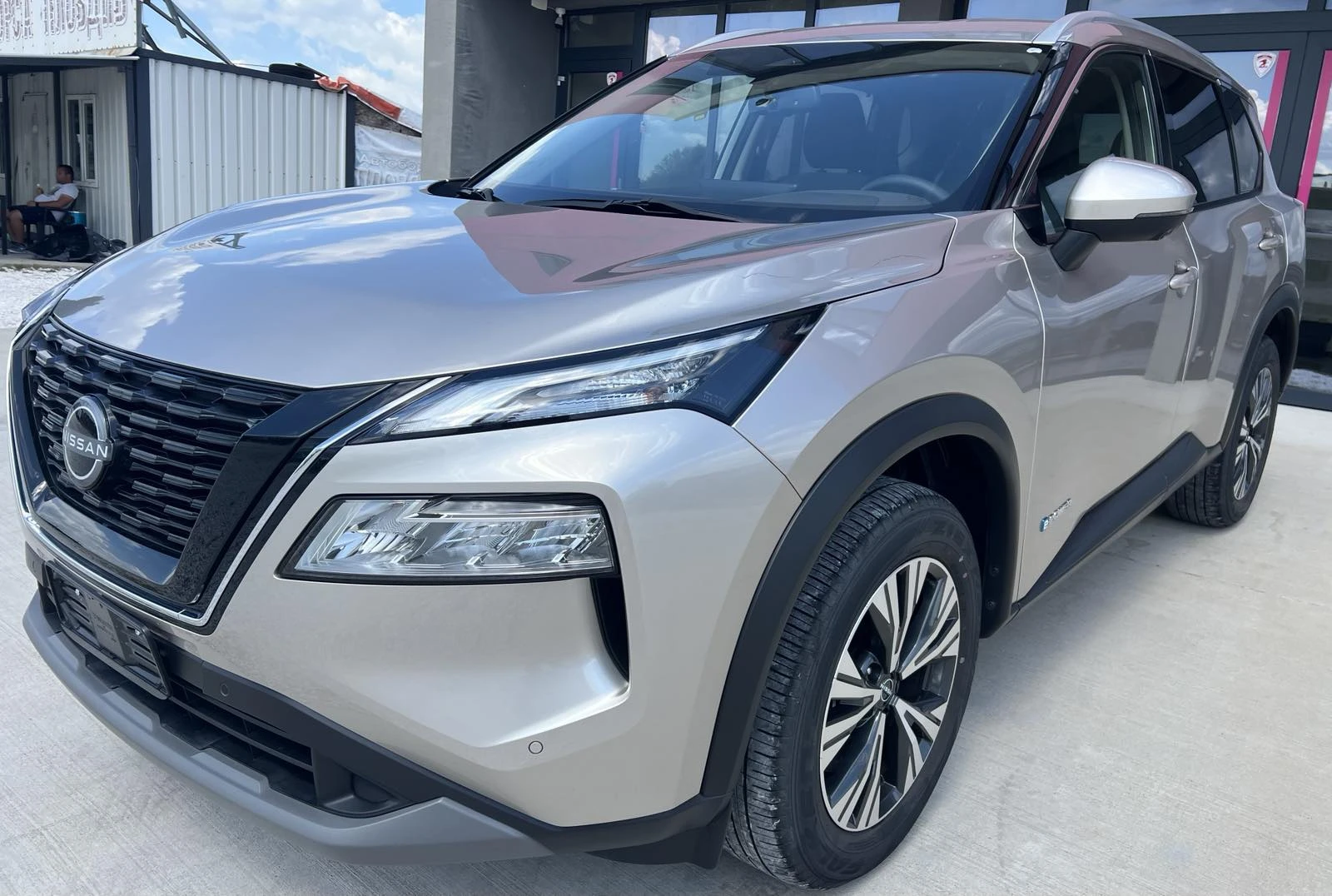 Nissan X-trail E-4ORCE 4WD ПРОДАДЕНО - изображение 3