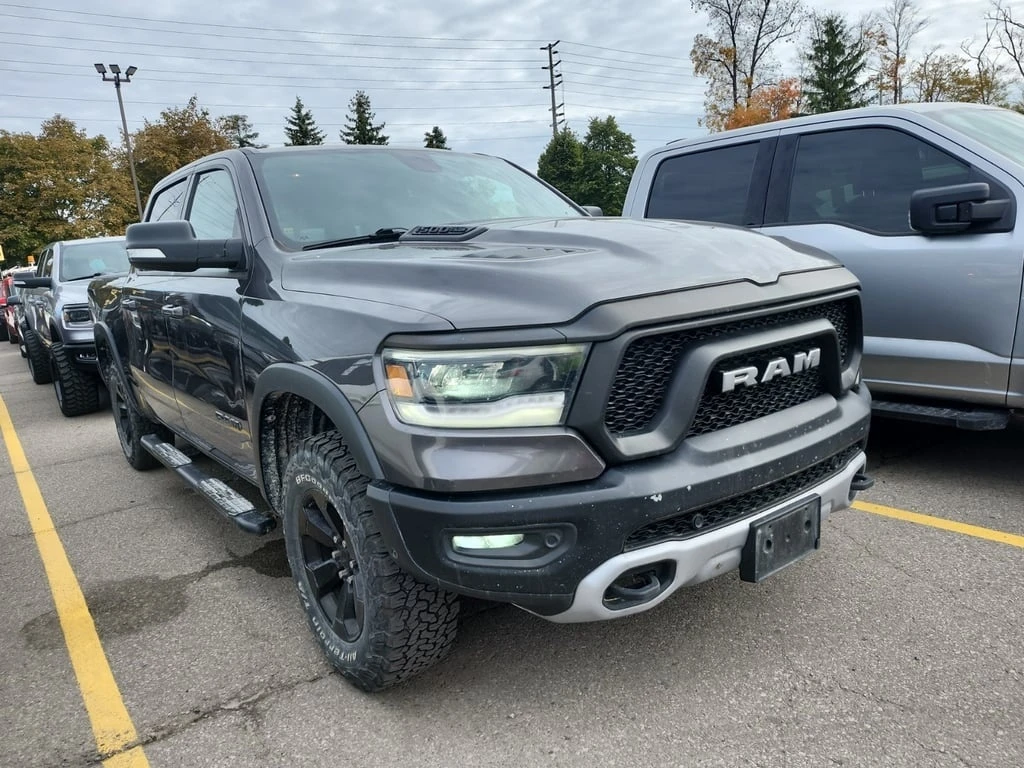 Dodge RAM 1500 * REBEL CREW CAB SHORT BED * CARFAX * БЕЗ ПЪРВОНАЧ - изображение 2