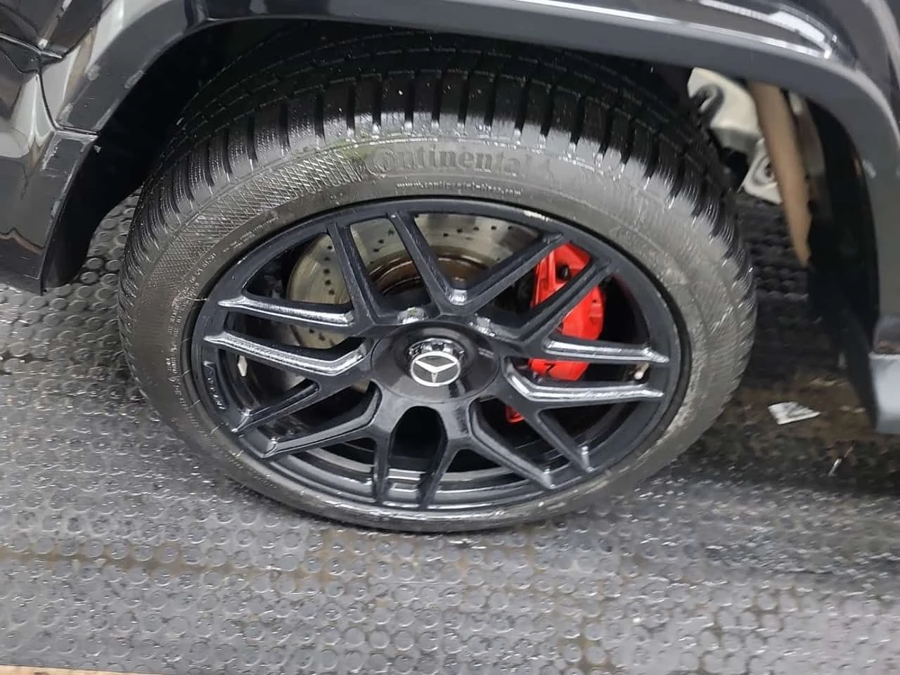 Mercedes-Benz G 63 AMG * МАСАЖ* ПОДГРЕВ* ДИСТРОНИК* ОБДУХВАНЕ* ДВА КЛЮЧА*, снимка 6 - Автомобили и джипове - 54076875