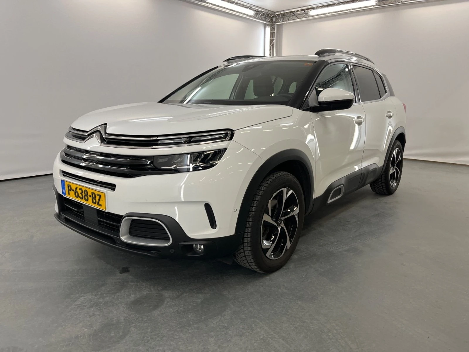 Citroen C5 Aircross 1.2i Business Plus, снимка 2 - Автомобили и джипове - 54106119