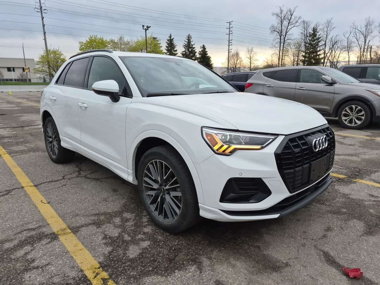 Audi Q3 * KOMFORT * CARFAX * 2 КЛЮЧА * ПАНОРАМА * , снимка 2 - Автомобили и джипове - 54369424